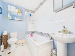 Bathroom- click for photo gallery